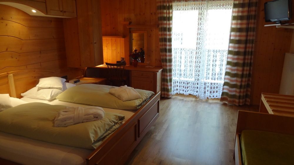 Hotel Alpenland 모소 외부 사진