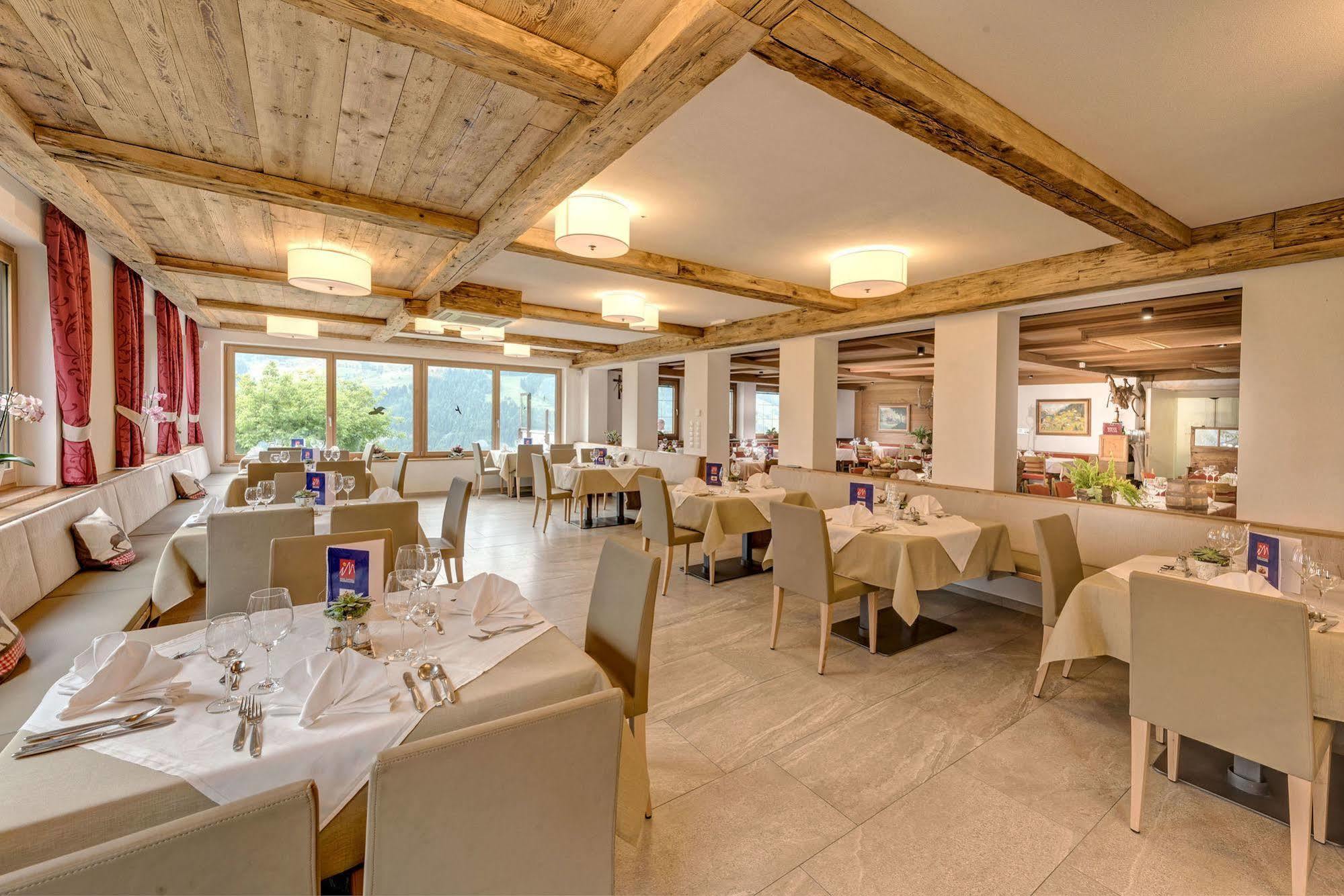 Hotel Alpenland 모소 외부 사진